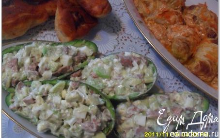 Рецепт Салат из авокадо с печенью трески