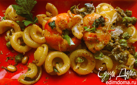 Рецепт Паста "Dischi volanti") с креветками, кедровыми орешками и грибами