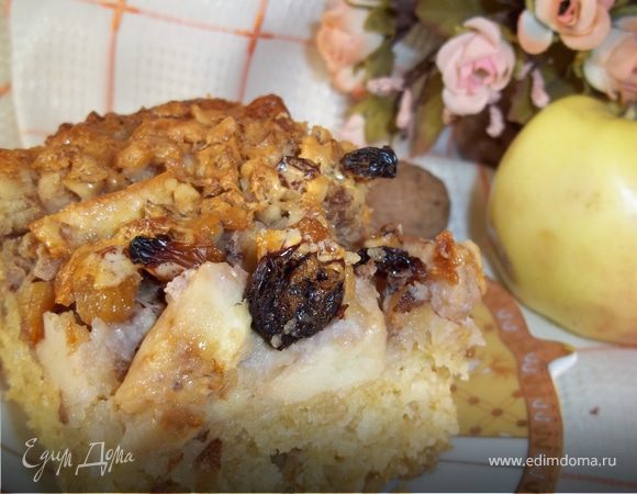 Шарлотка с яблоками и орехами — рецепт с фото пошагово