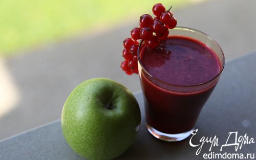 Рецепт Яблочный сок с ягодами