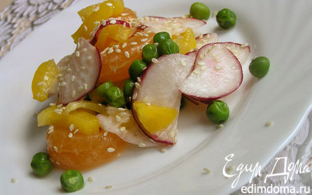 Рецепт Пёстрый салат с редисом и мандаринами
