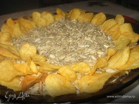 Салат «Подсолнух» с чипсами без грибов