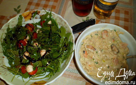 Рецепт Тальятелле с морепродуктами в сливочном соусе и лёгкий салат с руколой (Аl Italia)