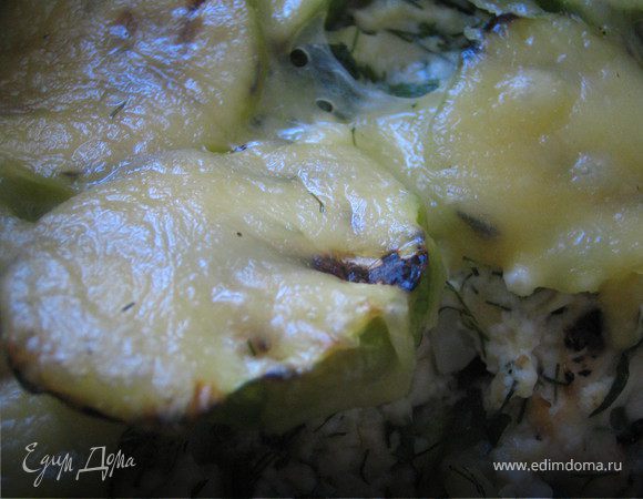 Кабачки с брокколи, творогом и сыром
