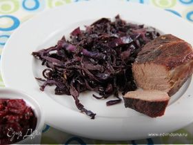 Красная капуста, томленная с красным вином и пряностями + свекольное чатни (гарнир к мясу или птице)
