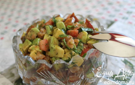 Рецепт – салат с семгой и авокадо