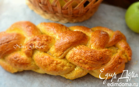 Рецепт Пасхальный плетеный сладкий хлеб "Шесть волокон" (Fonott kalács) от Фаркоса Вилмоса