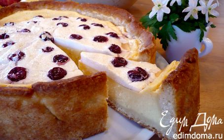 Рецепт Творожный десерт с пудингом и вишневым безе «Чизкейк, сэр?!»