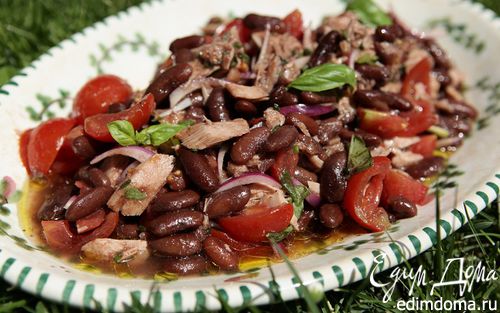 Рецепт Теплый салат с фасолью, тунцом и помидорами