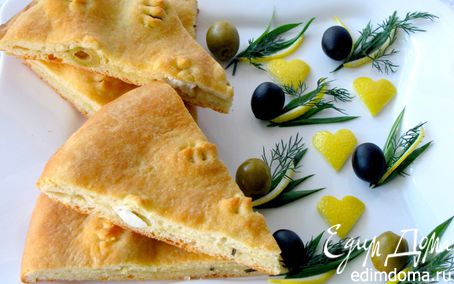 Рецепт Двухслойная фокачча с оливками и молодым сыром