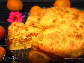 Обсыпной абрикосовый пирог с творожно-миндальной начинкой