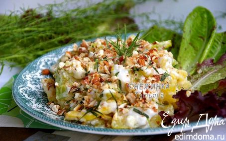 Рецепт Легкий салат из цукини с тархуном и жареным миндалем