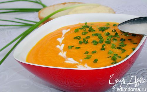 Рецепт Морковный суп-пюре с зеленым луком (Сrema di carote all erba cipollina)