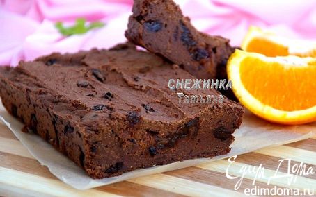 Рецепт Шоколадный кекс на гречневой муке и тыквенно-апельсиновом соке с черносливом и изюмом