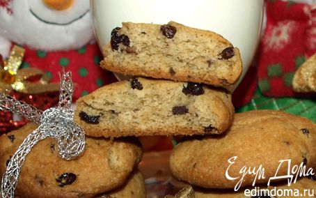 Рецепт Печенье с шоколадной крошкой и изюмом в коньяке для Деда Мороза