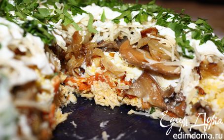 Рецепт Слоеный салат под сырной шубой