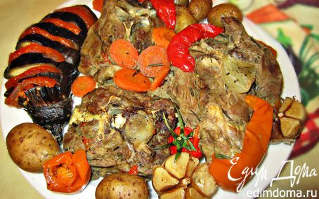 Рецепт Шейка барашка, запеченная в рукаве с овощами