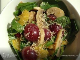 Салат со щавелем, виноградом и шампиньонами