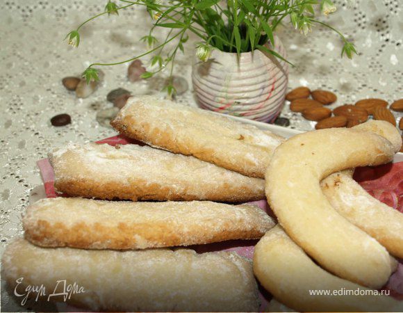 Домашнее песочное печенье курабье с джемом
