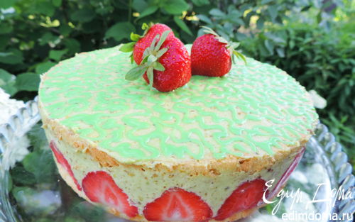 Рецепт Клубничный торт с фисташковым кремом "Фрезье" («Fraisier»)