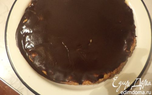 Рецепт Пирог с карамелью и шоколадным кремом