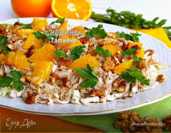 Салат с апельсином и курицей - Лайфхакер