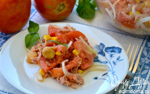 Рецепт Салат с помидорами и тунцом "5 минут"