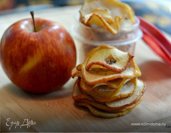 Яблочные чипсы в духовке – рецепт с фото