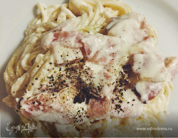 Спагетти под соусом карбонара с фетаксой. Рецепт с фото.