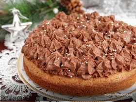 Вишневый пирог-торт с шоколадными сливками