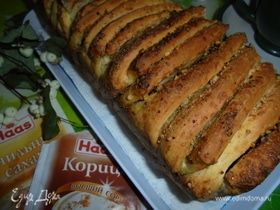Хлеб-гармошка с ореховой начинкой «Пахлава»