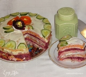 Закусочный блинный торт «Селедка в пеленках»