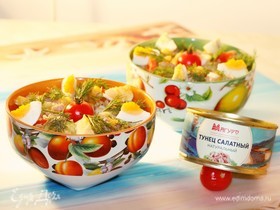 Рыбный салат с манго и овощами