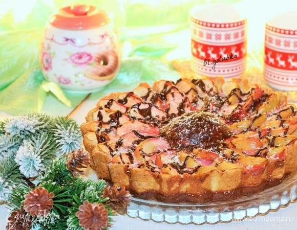 Ванильный пирог с яблочно-малиновым суфле