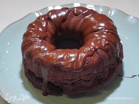 Свекольный пирог в шоколадной глазури