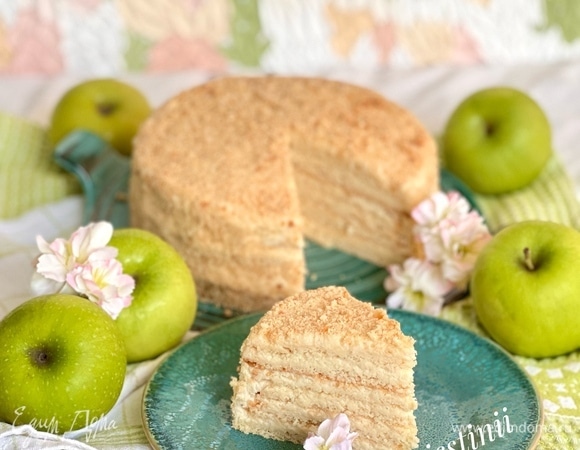 Торт «Яблочная нежность»