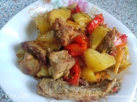 Грудинка свиная с болгарским перцем и картофелем