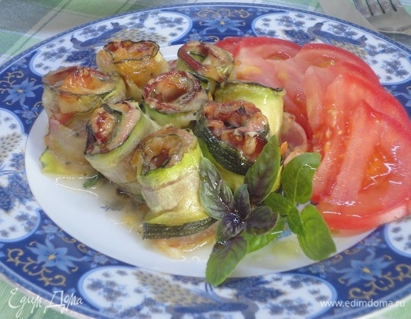 Рецепт кабачковых рулетиков с рыбным салатом: простой и вкусный способ приготовления