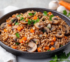 Гречка с грибами и морковью