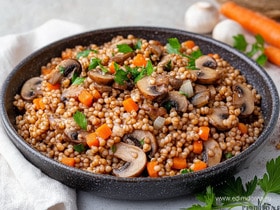 Гречка с грибами и морковью