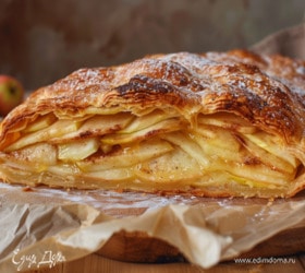 Постный яблочный пирог с корицей и хрустящей корочкой (в стиле штруделя)