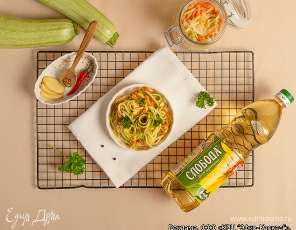 Салат из кабачков по-корейски Салат из кабачков по-корейски