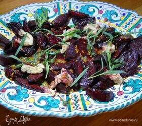 Запеченная свекла с тимьяном и горчичной заправкой