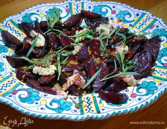 Запеченная свекла с тимьяном и горчичной заправкой Запеченная свекла с тимьяном и горчичной заправкой