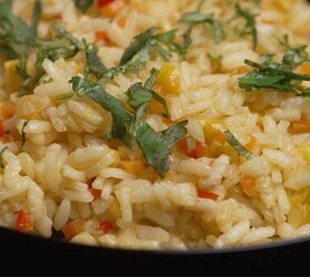 Шафрановый рис с овощами