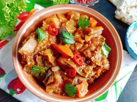 Овощное рагу с говяжьими ребрами