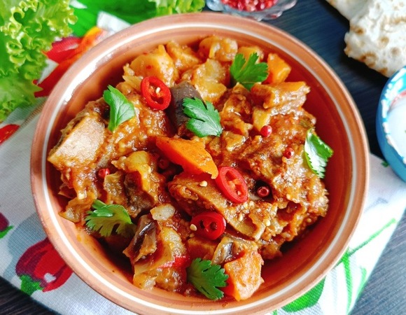 Овощное рагу с говяжьими ребрами Овощное рагу с говяжьими ребрами